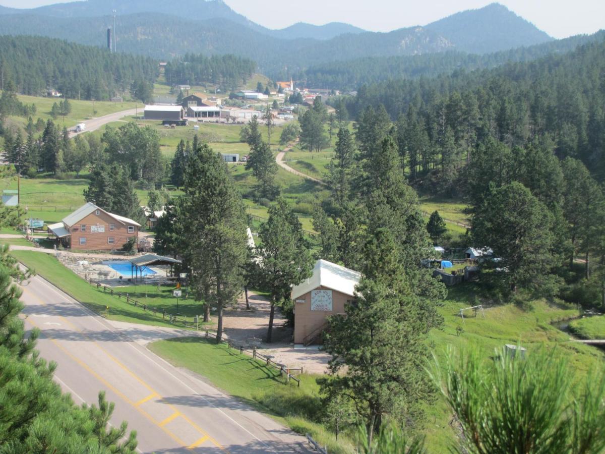 Black Hills Cabins At Quail'S Crossing ヒル・シティ エクステリア 写真