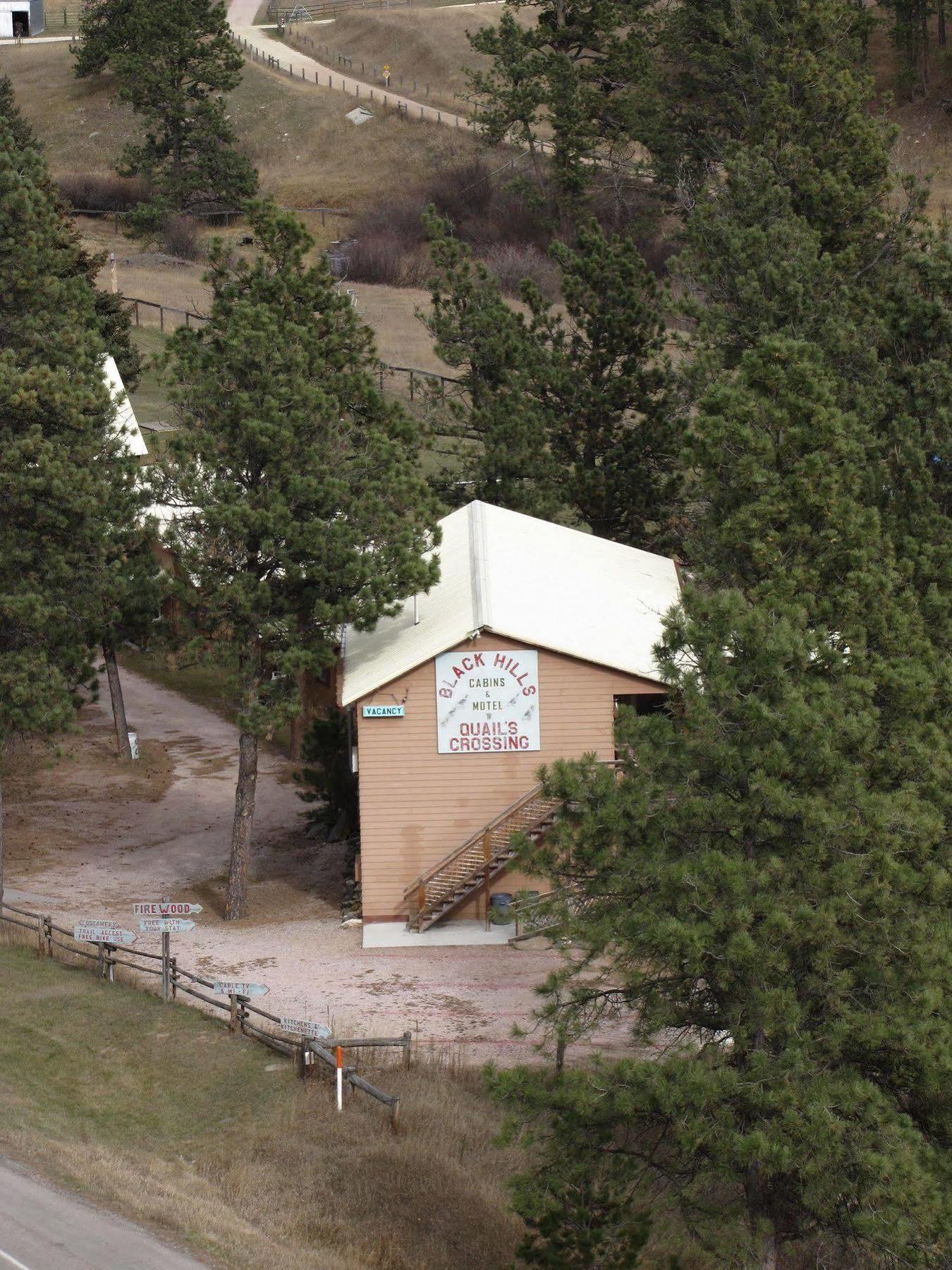 Black Hills Cabins At Quail'S Crossing ヒル・シティ エクステリア 写真