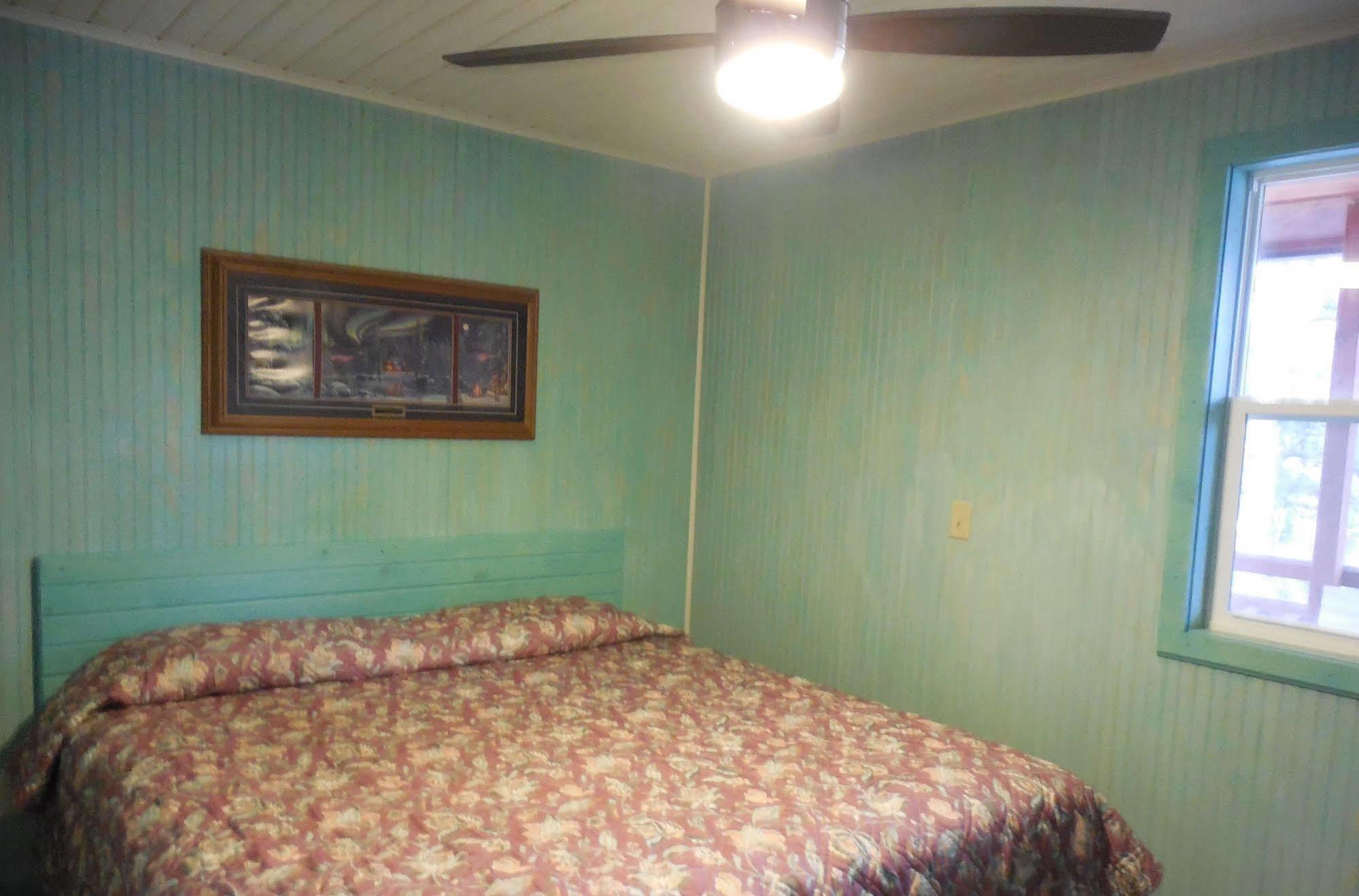 Black Hills Cabins At Quail'S Crossing ヒル・シティ エクステリア 写真