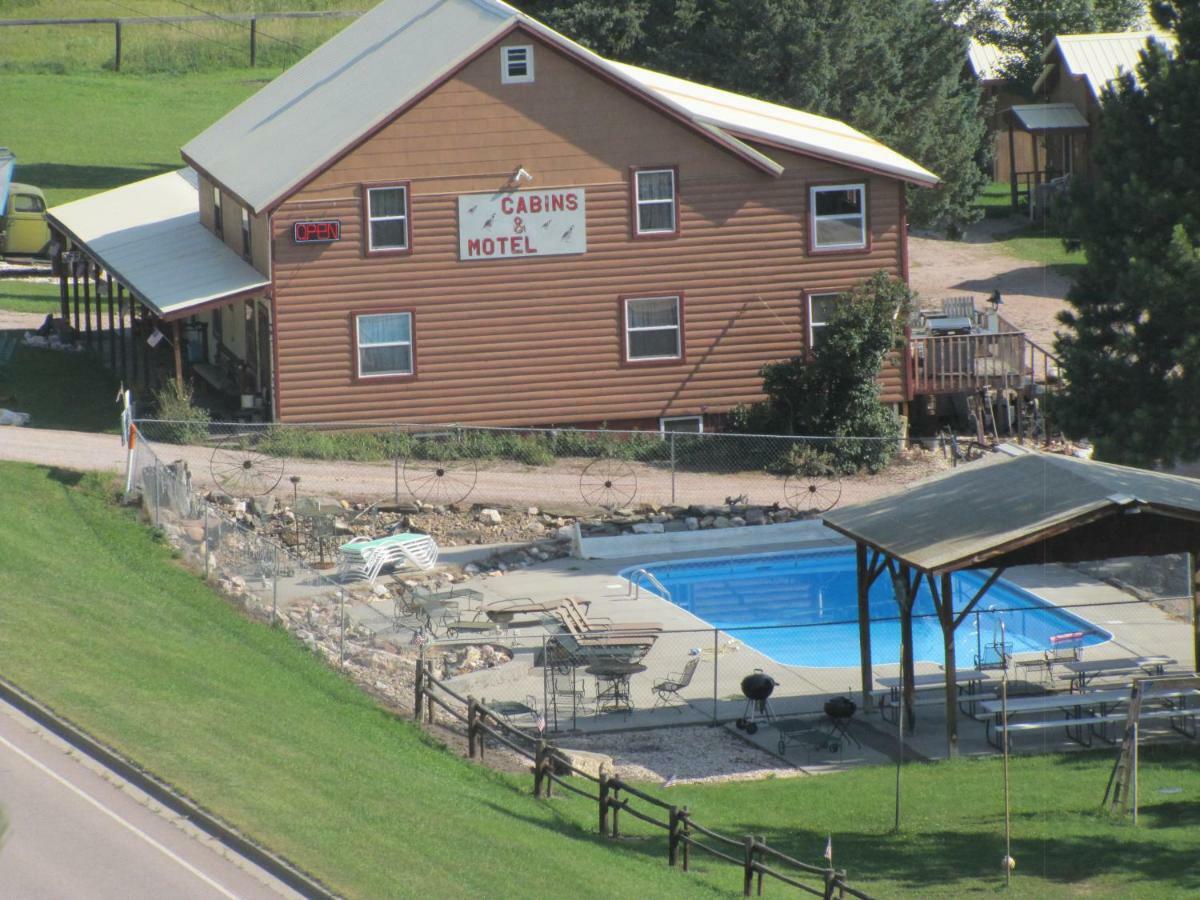 Black Hills Cabins At Quail'S Crossing ヒル・シティ エクステリア 写真